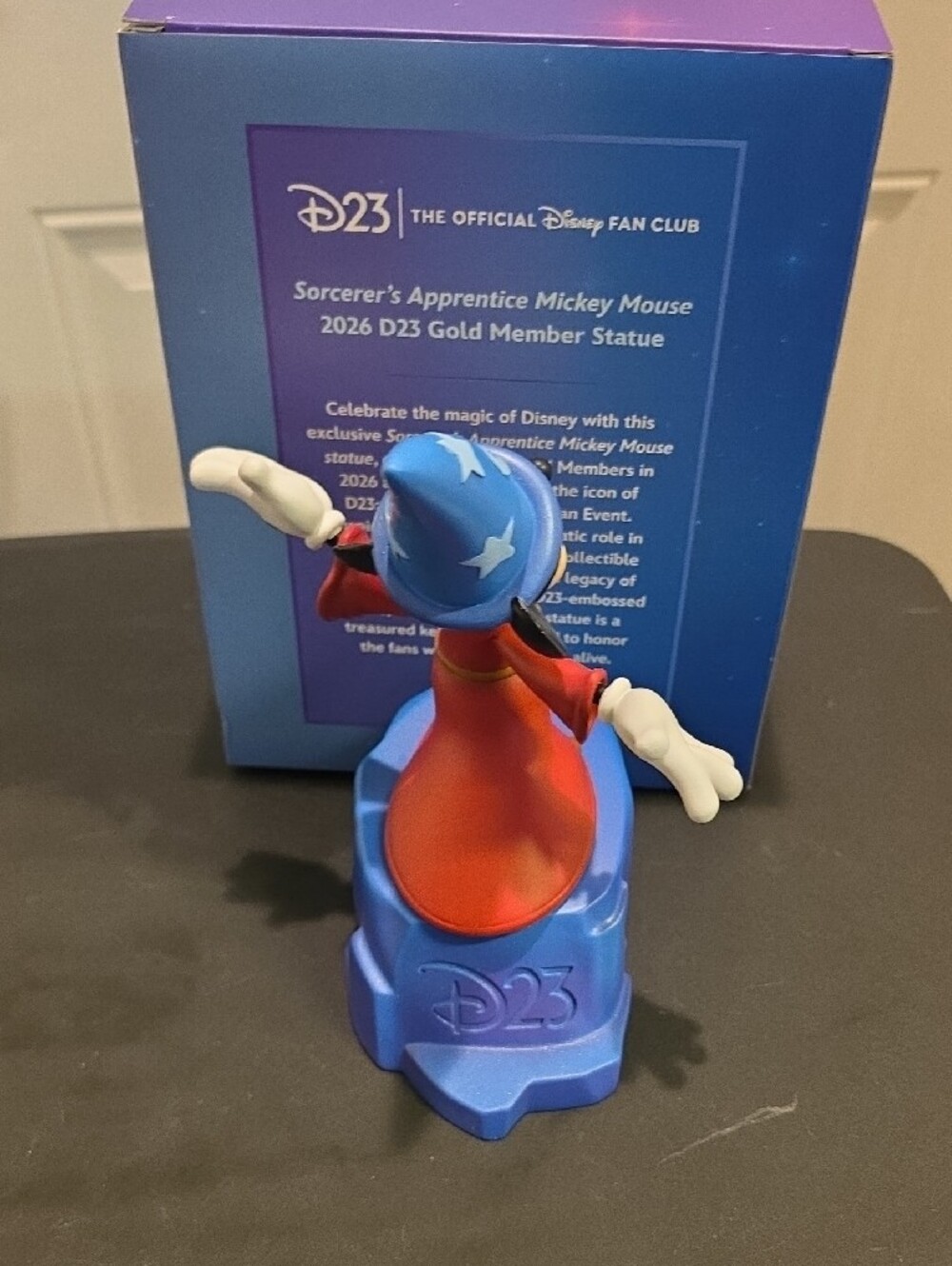 D23 Sorcerer Mickey Figurine with Blue Hat and Red Robe - Picture 6 of 6